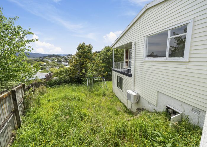  at 20 Aniseed Grove, Timberlea, Upper Hutt, Wellington