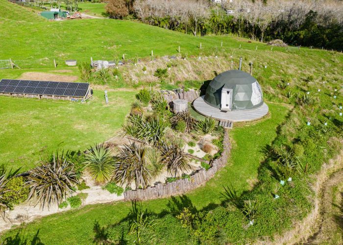  at 456 Barrett Road, Omata, New Plymouth