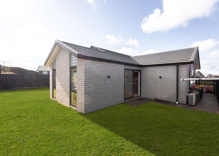  at 11 Temepara Drive, Temple View, Hamilton