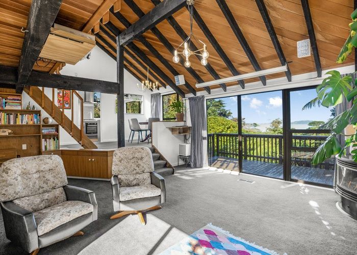  at 38 Stanhope Grove, Korokoro, Lower Hutt, Wellington