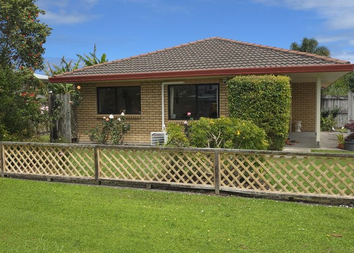  at 5 Pengelly Place, Parakai, Rodney, Auckland