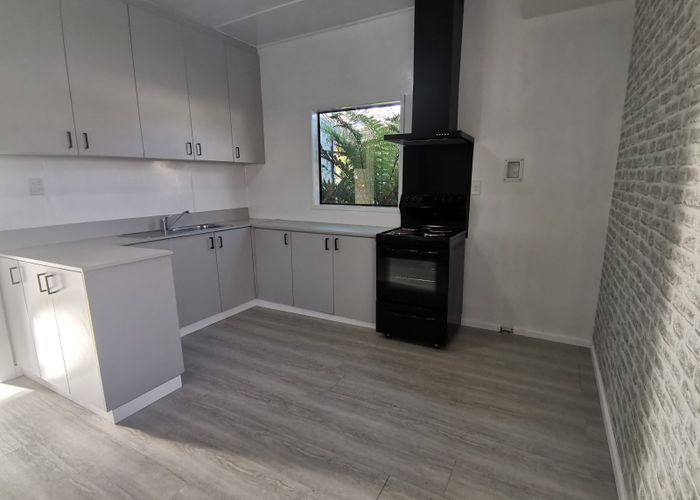  at 68 Moorhouse Street, Ross