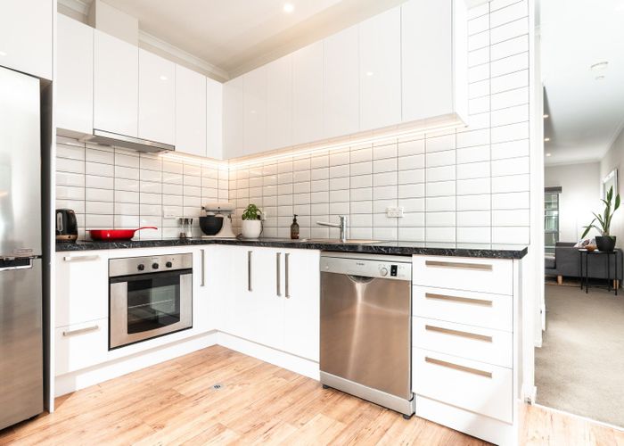  at 2/123 The Parade, Island Bay, Wellington, Wellington