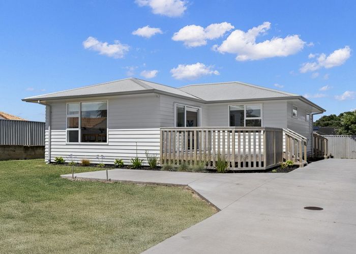  at 30 Riverton Road, Mount Maunganui, Mount Maunganui