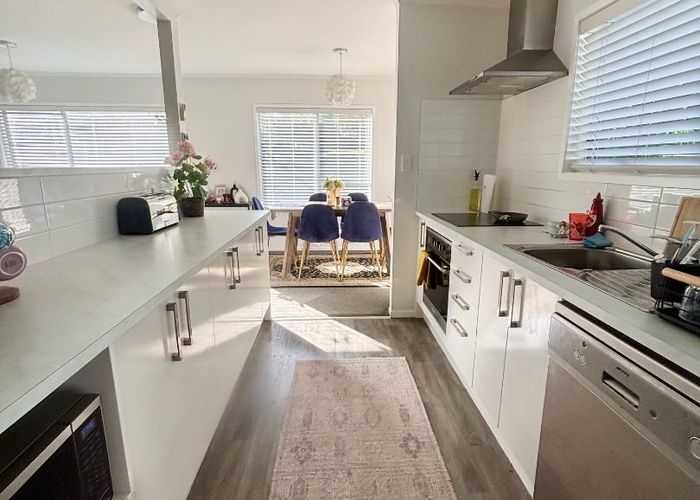  at 1/31 Captain Scott Road, Glen Eden, Waitakere City, Auckland