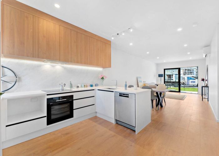  at 7 Whiteywood Street, Westgate, Waitakere City, Auckland