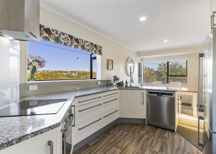  at 1/6 Antrim Grove, Bayview, Auckland
