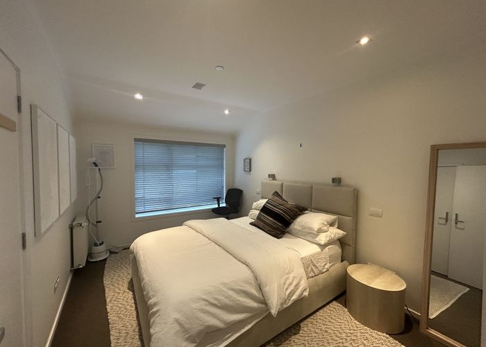  at 12 Glenmore St, Thorndon, Wellington, Wellington