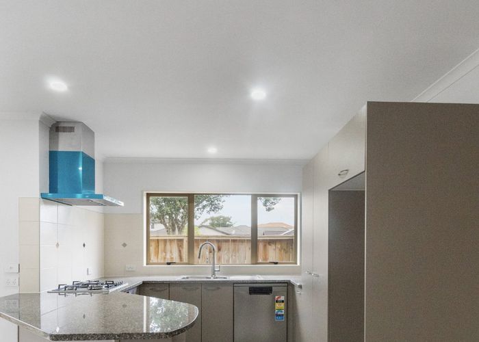  at 392 Chapel Road, Flat Bush, Auckland