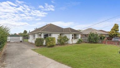  at 221 Breezes Road, Aranui, Christchurch