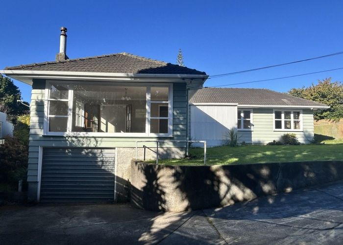  at 9 Bluegum Road, Paraparaumu Beach, Paraparaumu