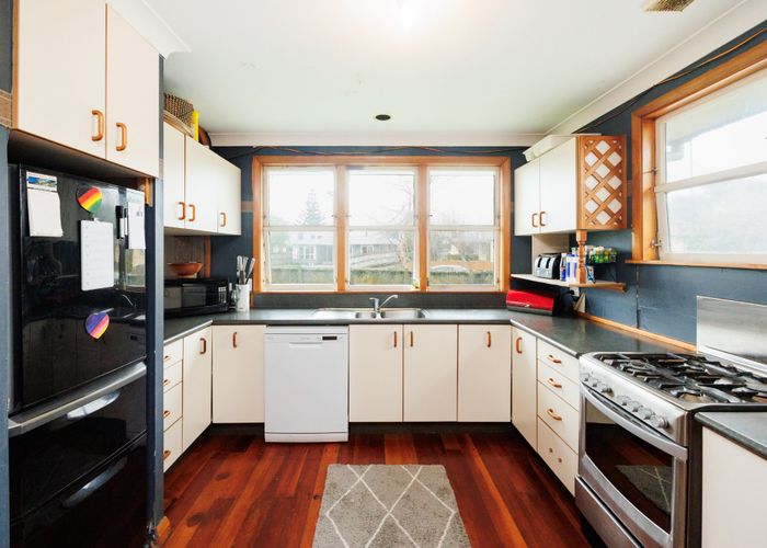 at 8 Flint Street, Milson, Palmerston North, Manawatu / Whanganui