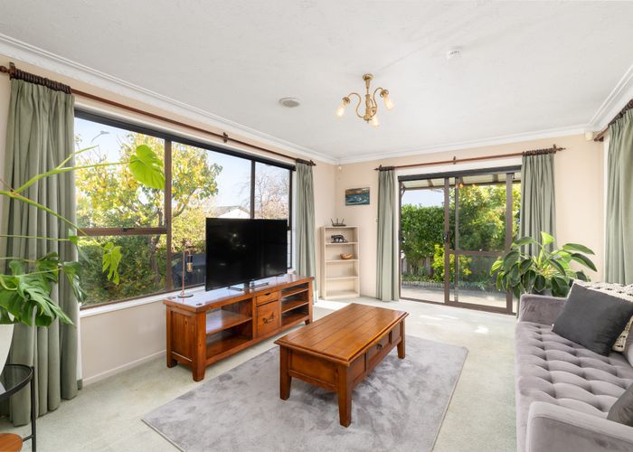  at 1/40 Sarabande Avenue, Redwood, Christchurch City, Canterbury
