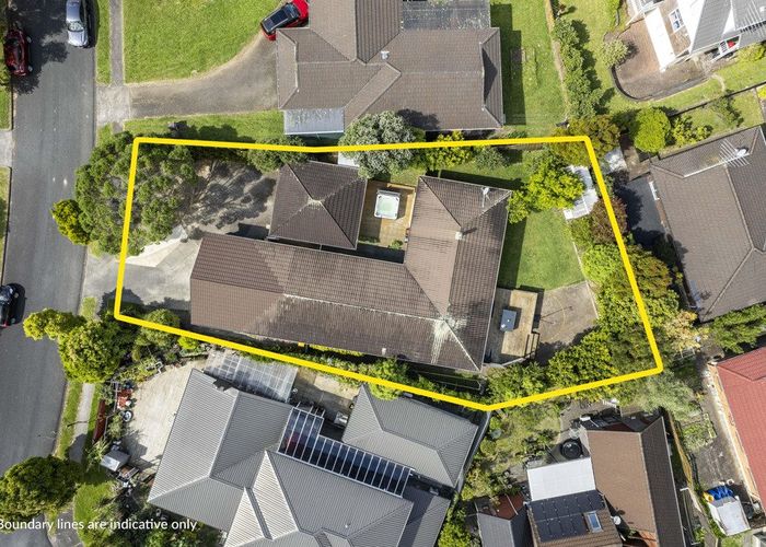 at 3 Voltaire Court, Botany Downs, Manukau City, Auckland