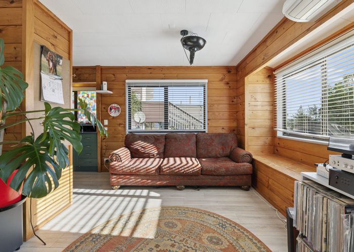  at 5 Kaipara Crescent, Helensville, Helensville