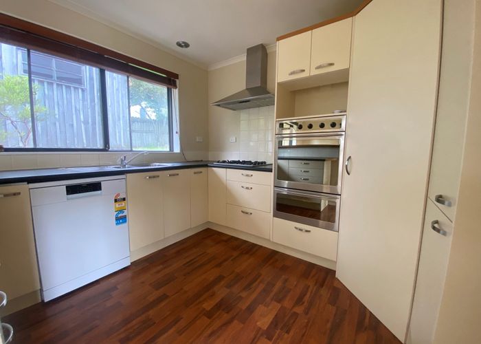  at 9 Louvain Place, Greenhithe, North Shore City, Auckland
