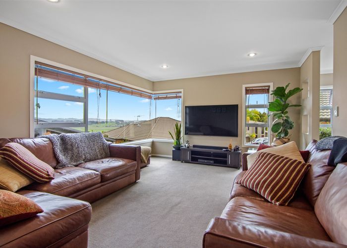  at 7 Greenfield Drive, Western Heights, Hamilton