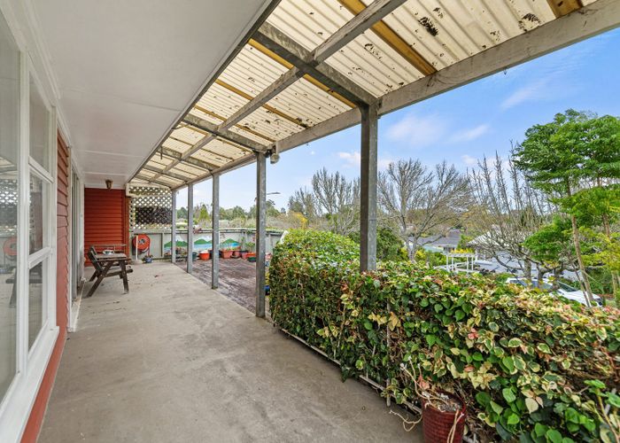  at 22 Sutton Crescent, Hillcrest, Hamilton