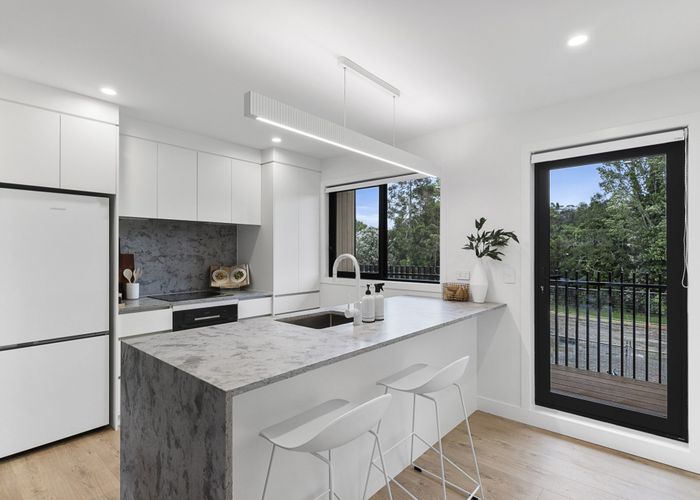  at 3/47 Taipari Road, Te Atatu Peninsula, Auckland