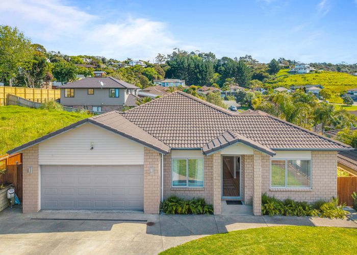  at 32 Rishworth Avenue, Stanmore Bay, Rodney, Auckland