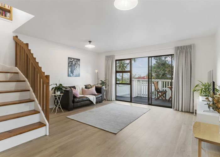  at 1/80 Taumata Road, Sandringham, Auckland