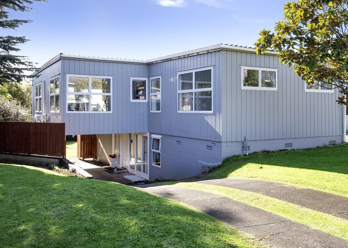  at 60 Beechdale Crescent, Pakuranga Heights, Auckland