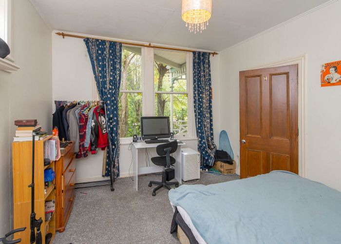  at 140 Glenmore Street, Kelburn, Wellington