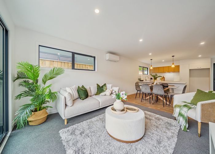  at 2/60 Akatarawa Road, Brown Owl, Upper Hutt, Wellington