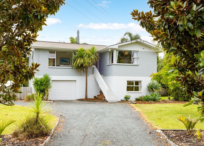  at 10 Williams Crescent, Point Wells, Rodney, Auckland