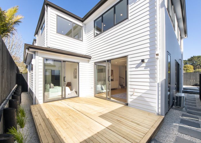  at 3A, 3B, 3C Pendlebury Street, Green Bay, Waitakere City, Auckland