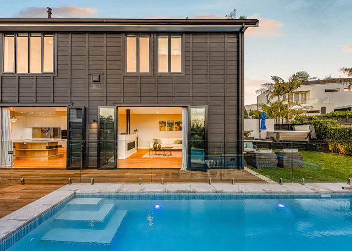  at 11 Sharon Road, Browns Bay, North Shore City, Auckland