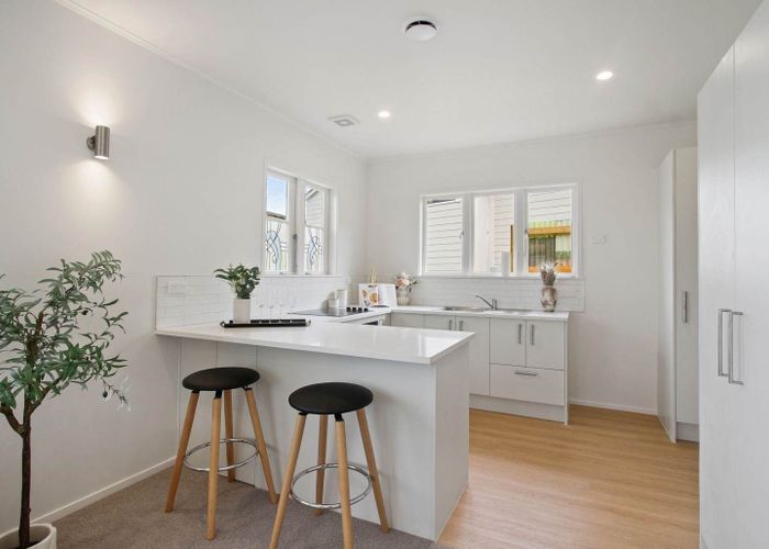  at 1/28 Cadman Avenue, Greenlane, Auckland
