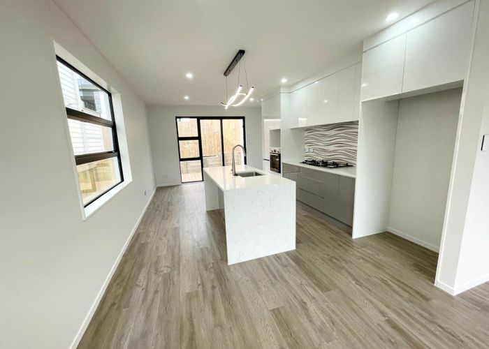  at 44B Godley Road, Green Bay, Waitakere City, Auckland