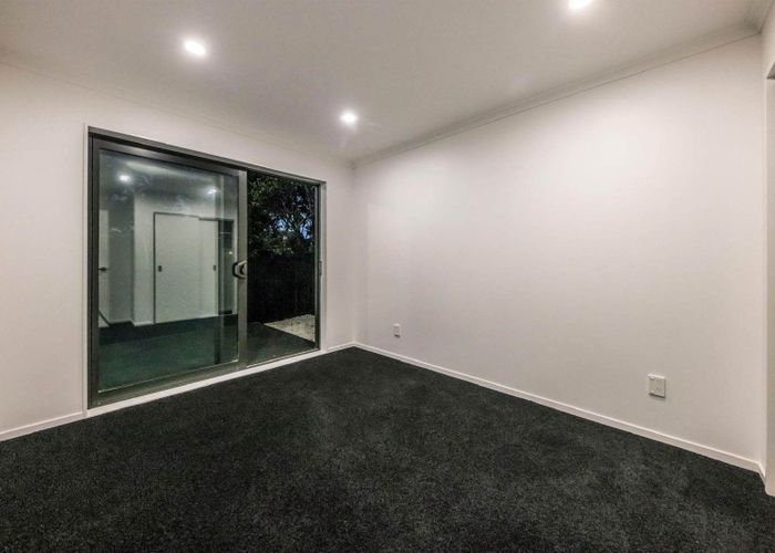  at 31B Waddell Avenue, Point England, Auckland