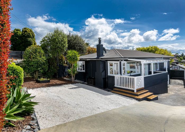  at 109 Browns Bay Road, Browns Bay, North Shore City, Auckland