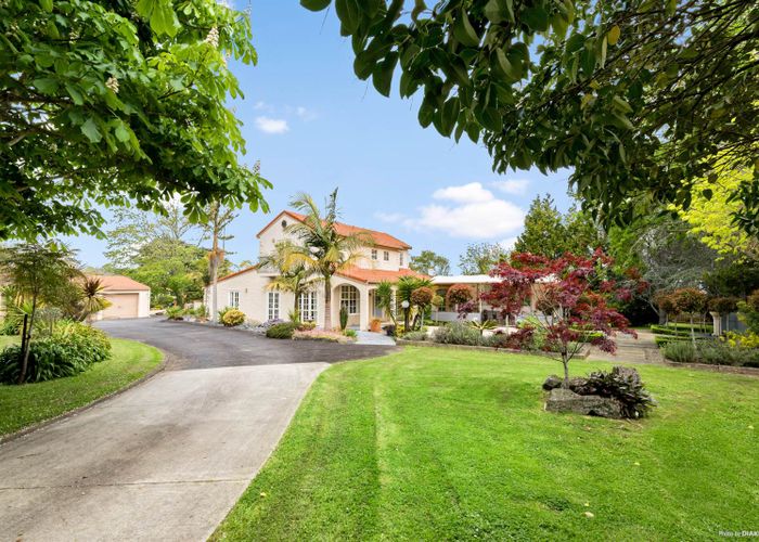  at 26 Gracechurch Drive, Flat Bush, Auckland