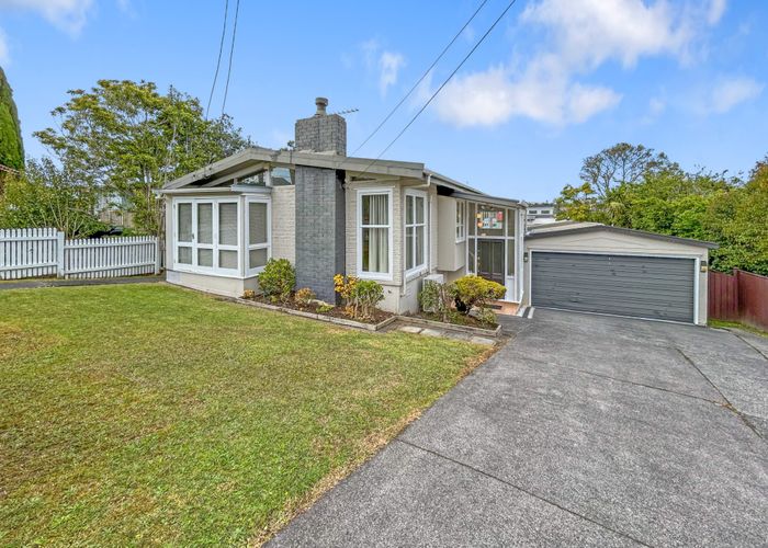  at 6 Mary Dreaver, New Windsor, Auckland City, Auckland