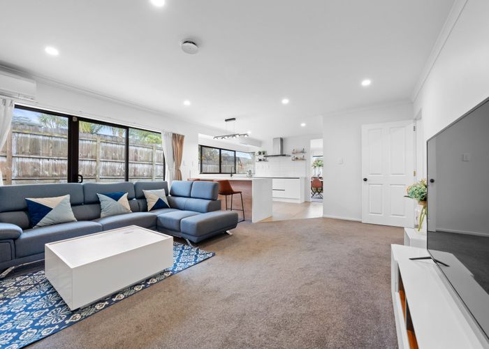  at 62 Bob Charles Drive, Golflands, Manukau City, Auckland