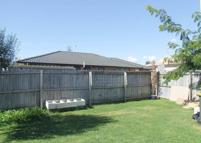  at 8 Serenity Place, Flat Bush, Manukau City, Auckland
