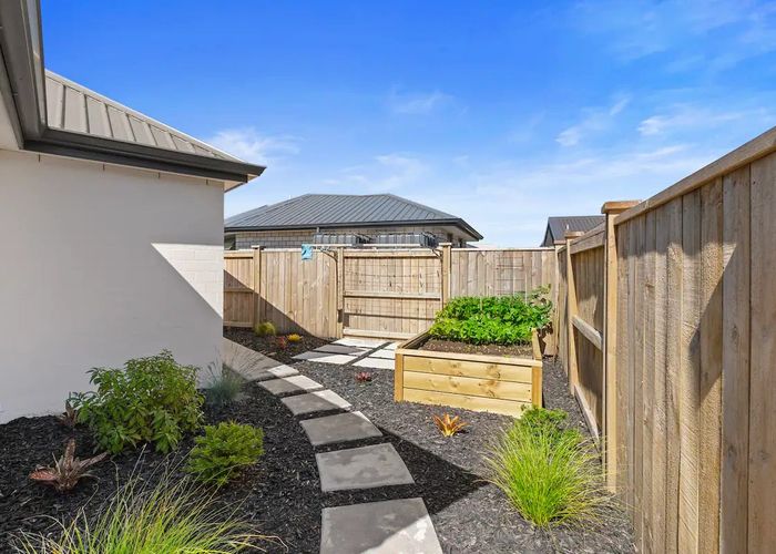  at 20A Cotula Way (Semi Furnished), Papamoa Beach, Tauranga, Bay Of Plenty