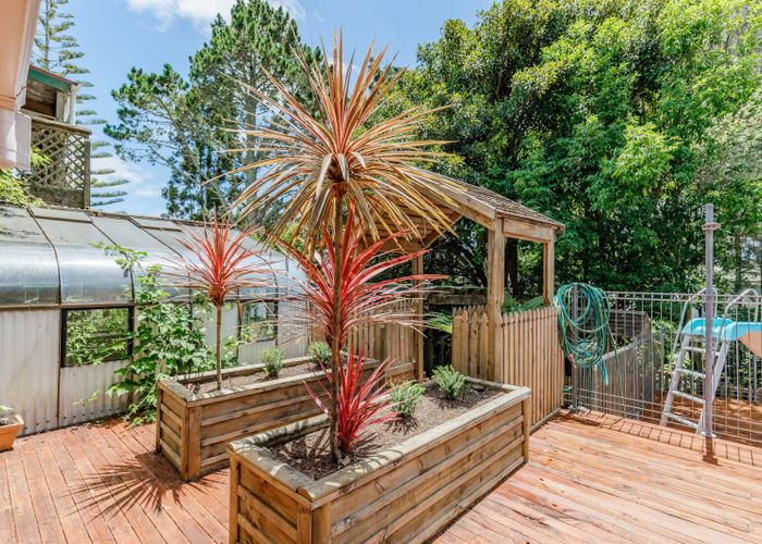  at 108A Sunnyside Road, Sunnyvale, Auckland