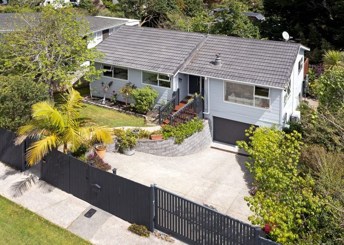  at 12 Cheriton Road, Mellons Bay, Manukau City, Auckland