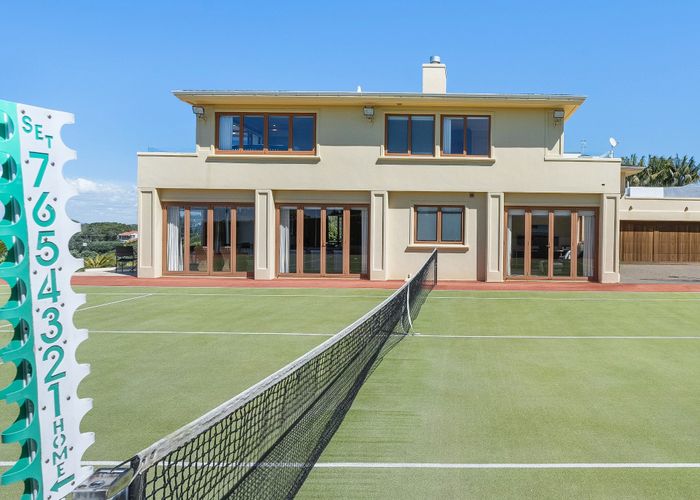  at 207 Beach Road, Campbells Bay, North Shore City, Auckland