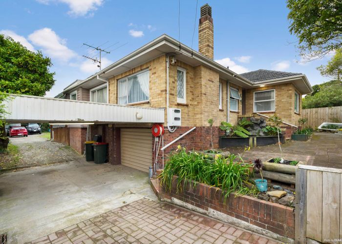  at 676 Pakuranga Road, Howick, Auckland