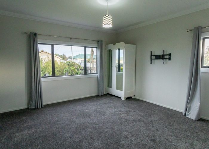 at 118  Bay Road, Grasmere, Invercargill, Southland