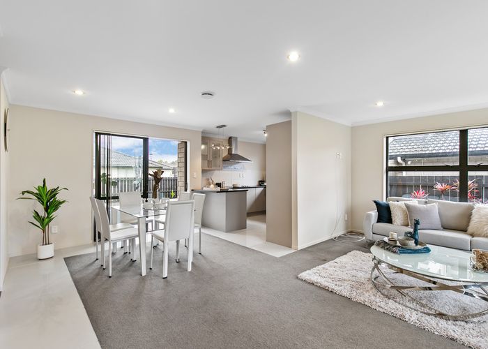  at 17 Hansen Place, Takanini