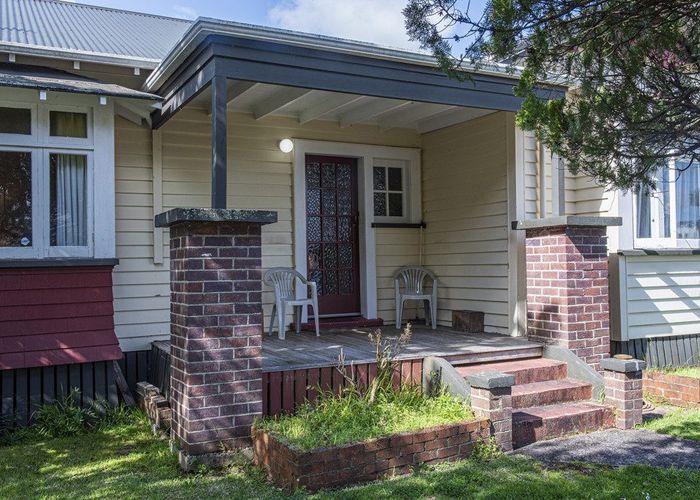  at 11 Dinniss Avenue, Regent, Whangarei