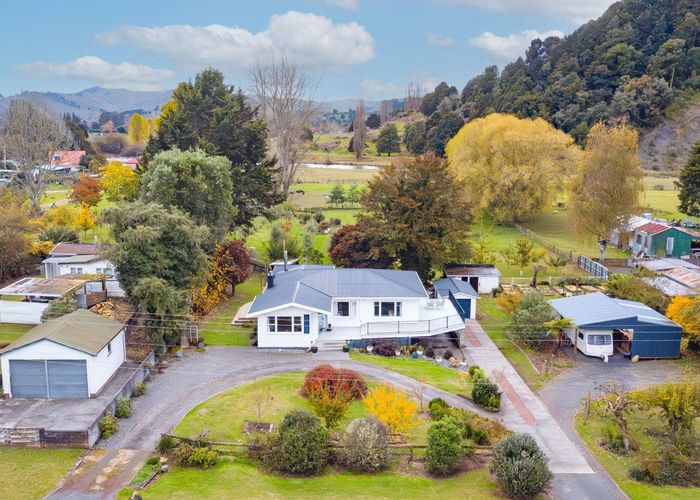  at 32 Mahoe Road, Taumarunui, Ruapehu, Manawatu / Whanganui