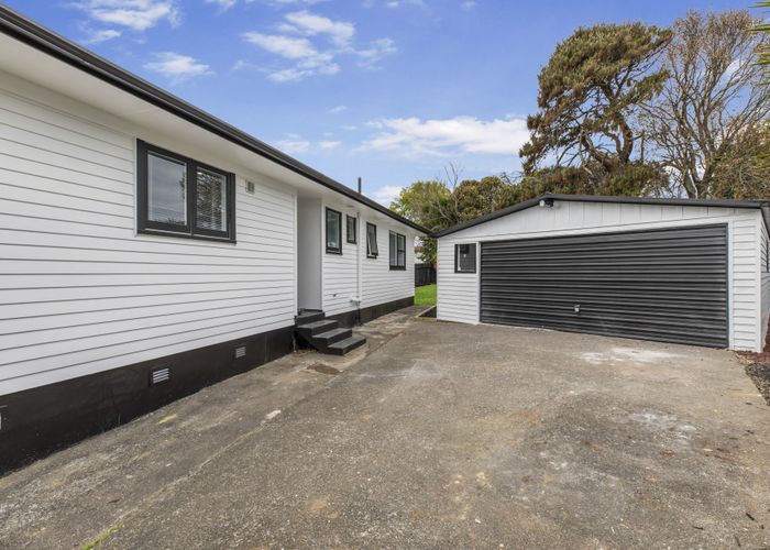  at 42 Kemble Close, Mangere, Auckland