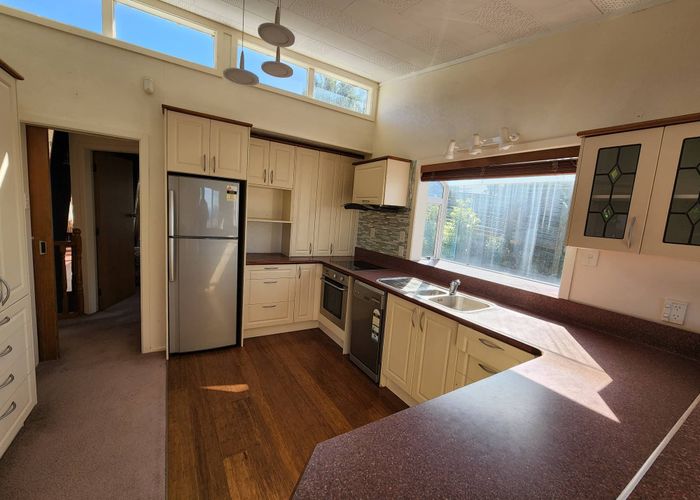  at 16 City View Grove, Harbour View, Lower Hutt, Wellington